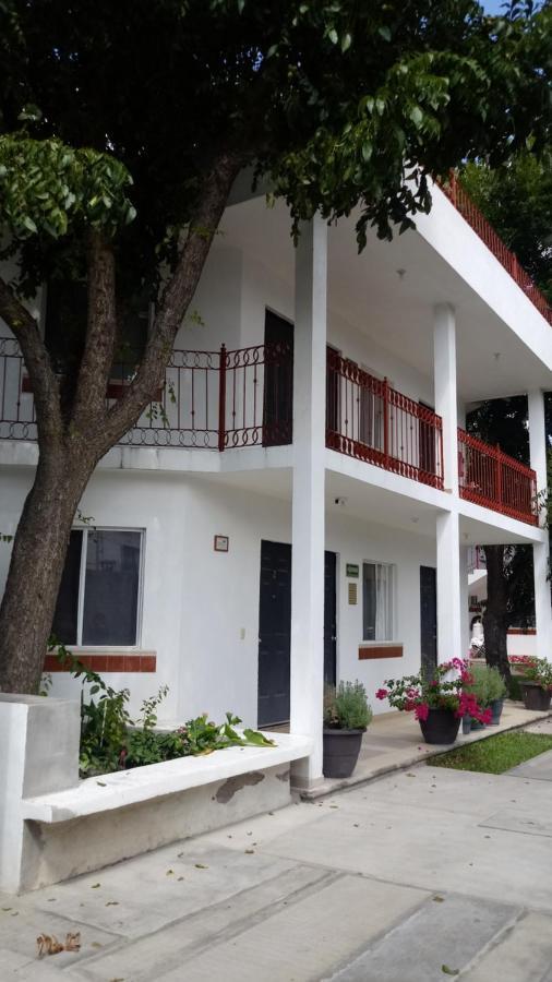 Hospedaje Parras ปาร์ราส เด ลา ฟอนเต ภายนอก รูปภาพ
