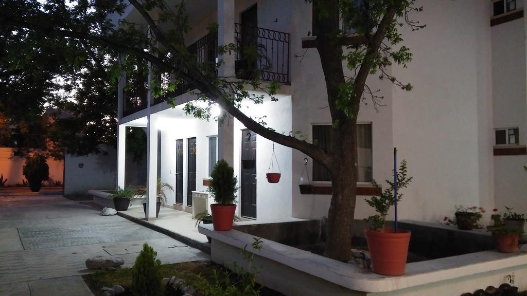 Hospedaje Parras ปาร์ราส เด ลา ฟอนเต ภายนอก รูปภาพ